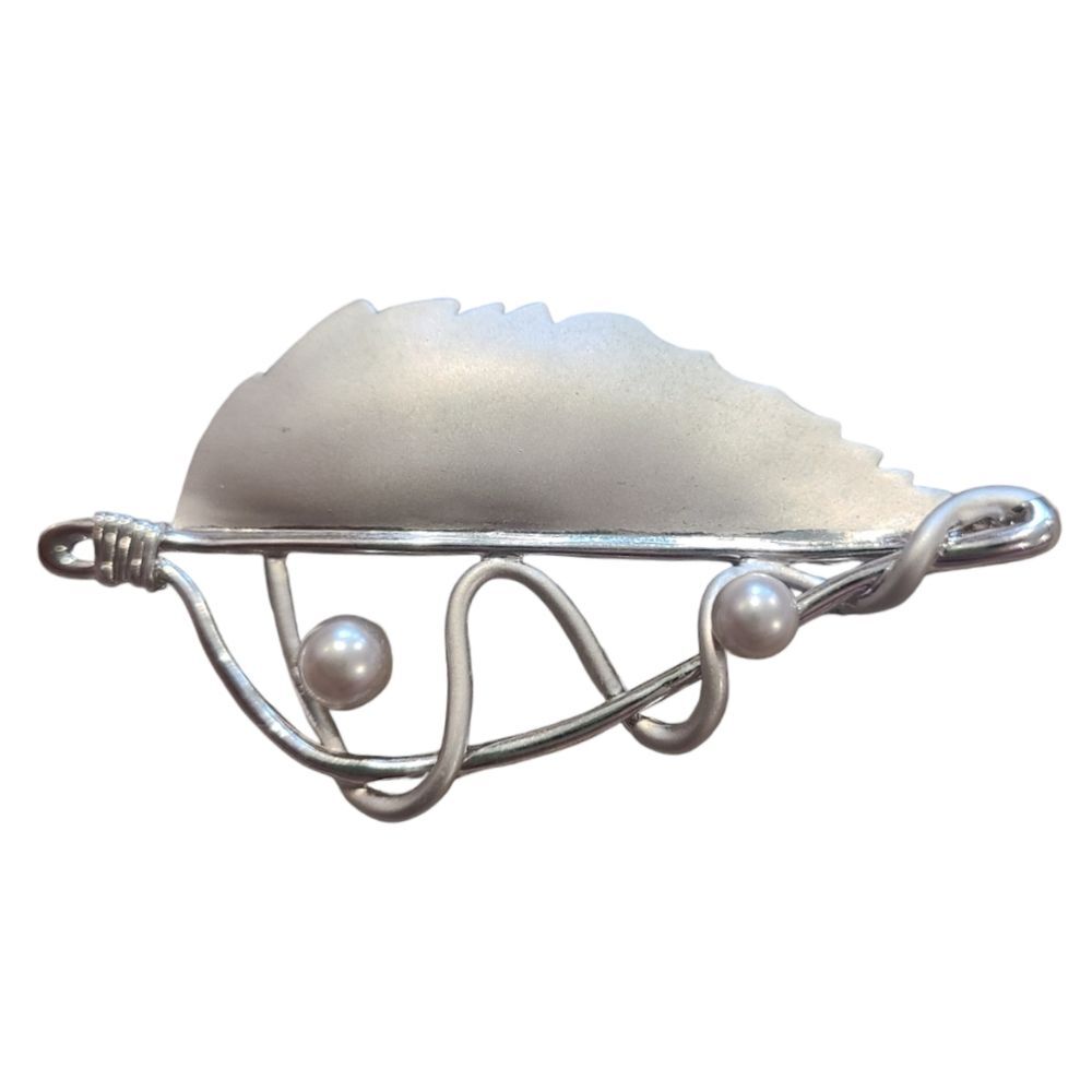Brushed Silver Wire Leaf Brooch
